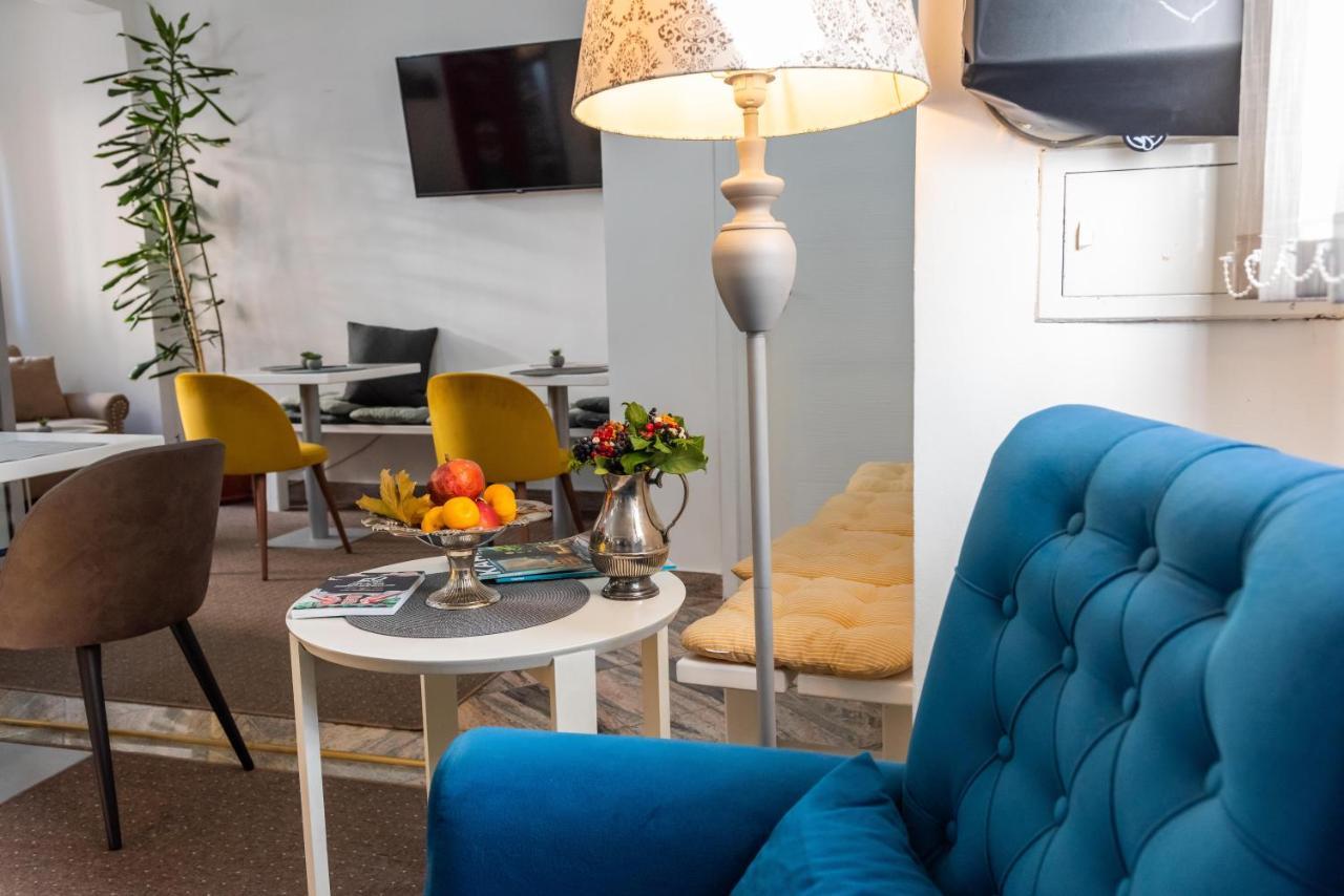 Hotel Vamos Sarajevo, B&B Bagian luar foto